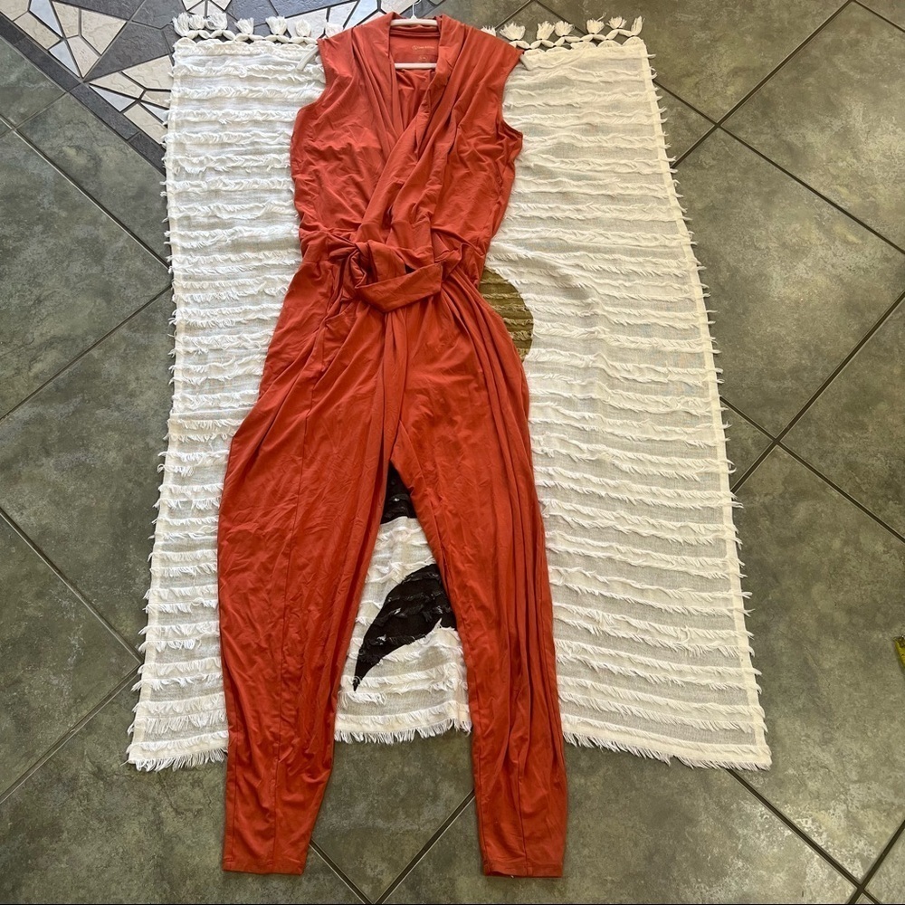 Les Lunes Stella Wrap Sleeveless Bamboo Belted Jumpsuit Orange Braun Sz L/XL EUC - Picture 2 of 8
